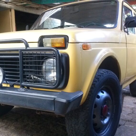 Jeep Lada Niva Pantanal - importado 1990/1991